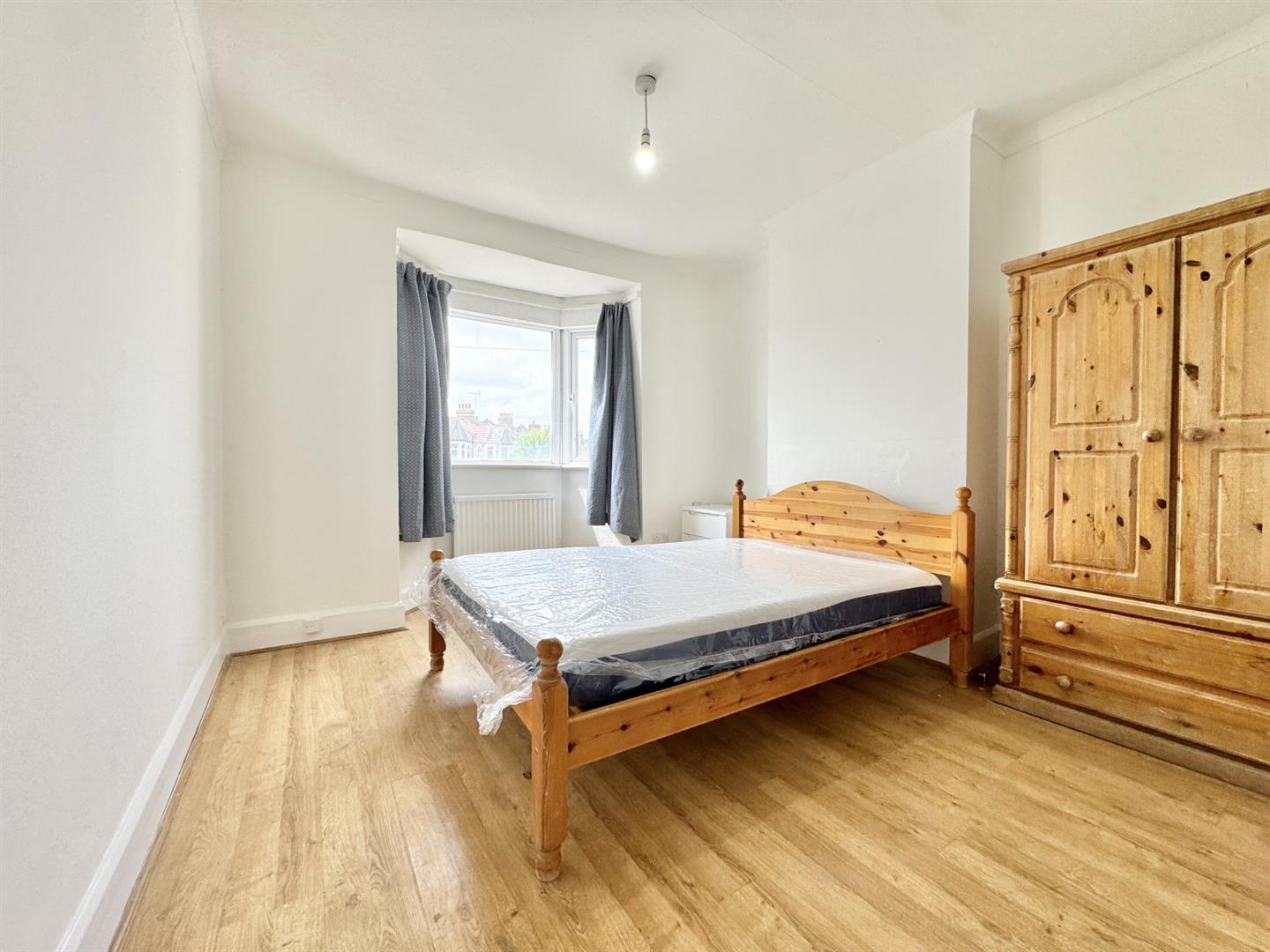 Sandford Avenue, Wood Green